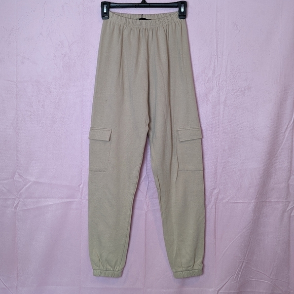 PrettyLittleThing Stone Pocket Detail Cargo Joggers size 0 - Picture 3 of 11